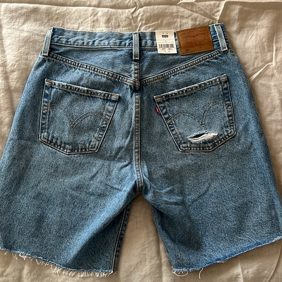 Women’s Levi’s 501 ‘90s shorts - Picture 2 of 4
